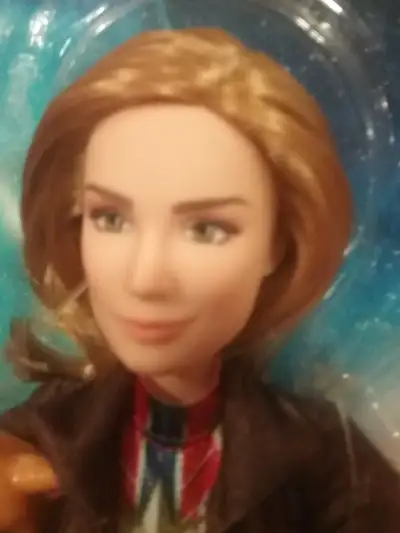 Action figure hurry ((NIB))), View more