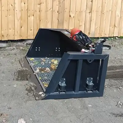 Raytree RMVB78 78" Vibrating Screening Bucket — Skid Steer, View more
