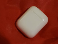 Apple Airpods case only (for gen 1   +   2 Airpods)