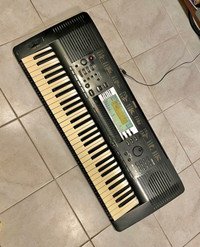 YAMAHA PSR-630 Music Workstation 61 piano-size keys XG Portable