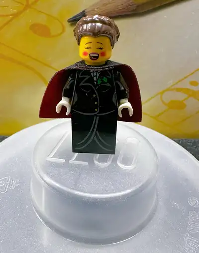 LEGO minifigure - Caroler, female , View more