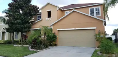 Cette villa de 5 chambres pour 10 personnes avec salle de jeux et salle d'exercice privé dans la mai...