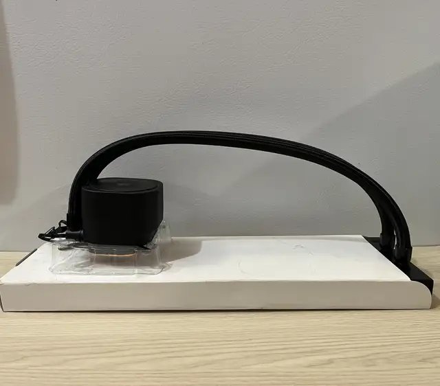 CORSAIR Nautilus 360 RS Liquid CPU Cooler, Main Body Only