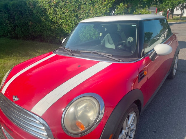 MINI Cooper 2011 — photo 2