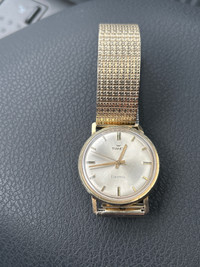 Gold 14k watch 