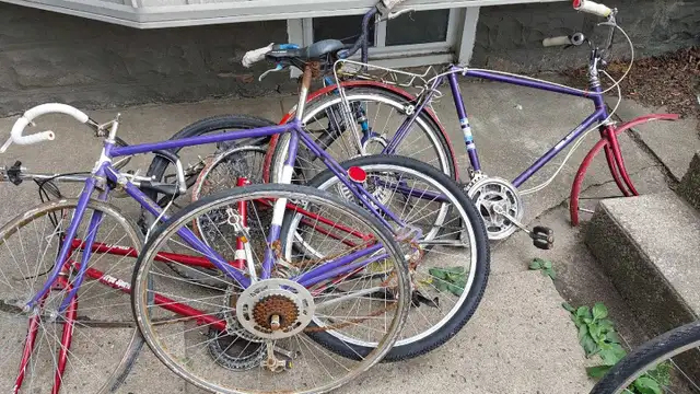 Anybody willing to lend a bike? Levack