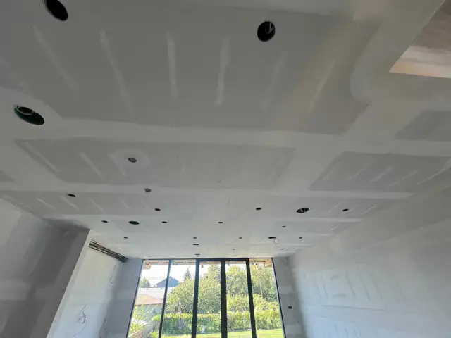Handyman65170902581761121