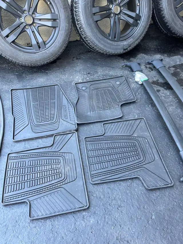 Roues :mags,pneus d’hiver,Ford Escep, et autres. accessoires in Tires & Rims in Laval / North Shore - Image 11