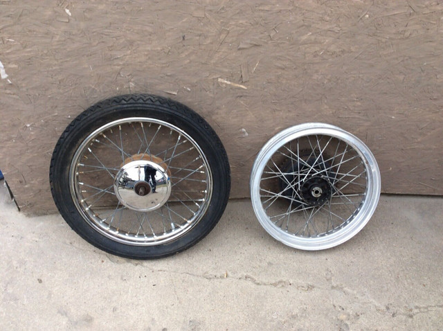 Vintage Motorcycle Tire & Rims in Tires & Rims in Winnipeg