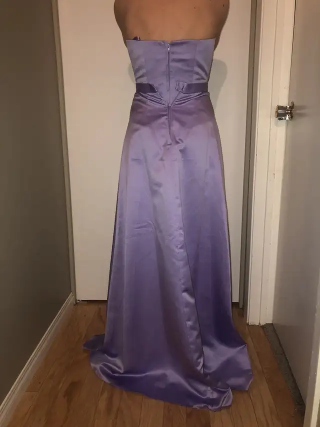 Grad/Bridesmaid Dress in Women's - Dresses & Skirts in Red Deer - Image 2