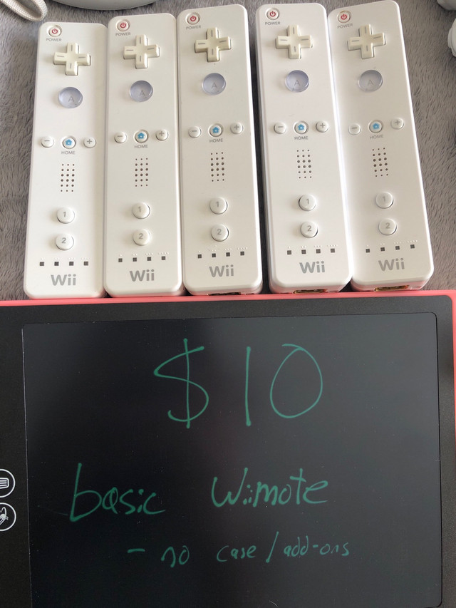 WiiMotes, Nunchucks, Wii Motion Plus, and more for Wii in Nintendo Wii in Kitchener / Waterloo - Image 2