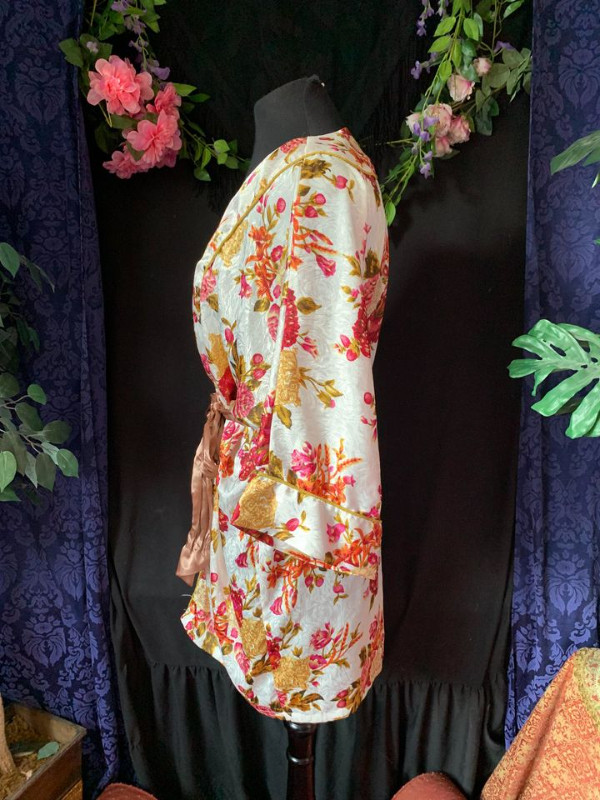 Vintage 1990s la senza floral robe size small to medium in Women's - Other in Edmonton - Image 4