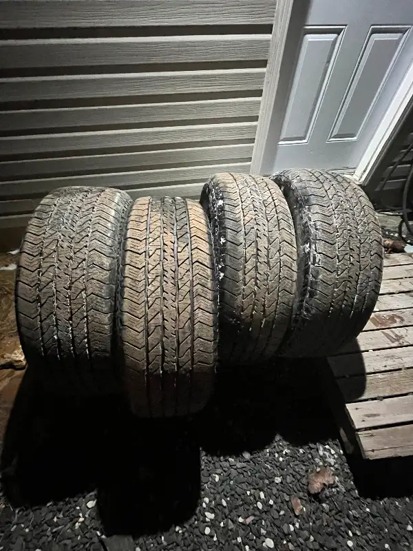 275/60/20 hankook dynapro at2 tires in Tires & Rims in St. John's - Image 4