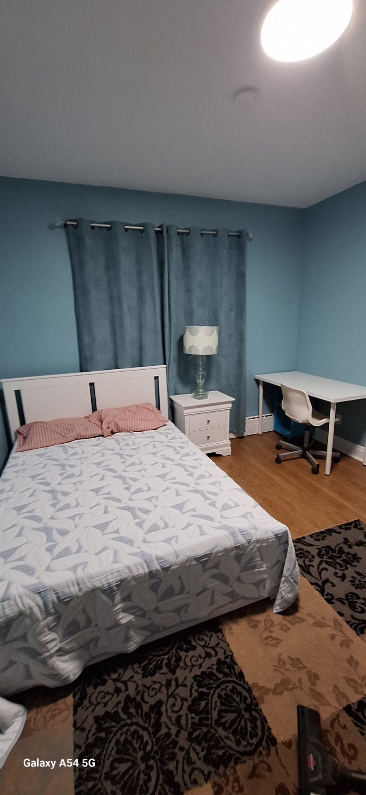 Chambre à  louer près  des métros Montmorency et Concorde — photo 3