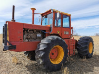 Versatile 800 Tractor