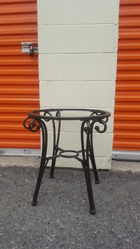 2 end tables & coffee table NO GLASS TOPS)62864361725441122