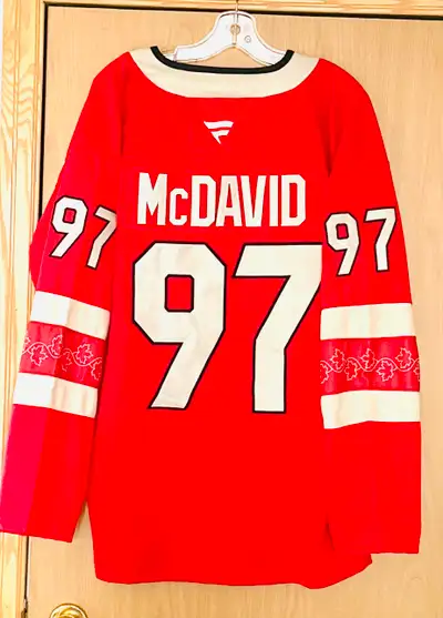 Connor Mcdavid 4 Nations Team Canada Jersey (New) Large or XL, View more