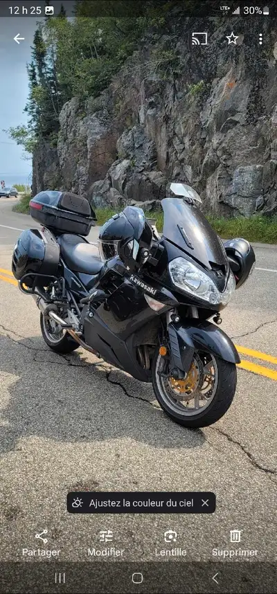 Roule très bien rien a faire déçu, prêt pour la saison, beau son