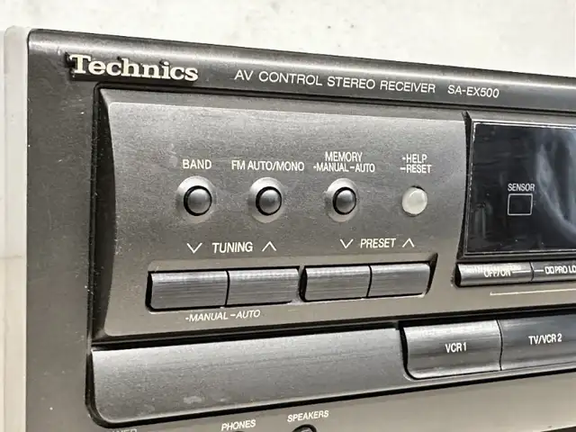 Technics SA-EX500 Stereo Receiver in Stereo Systems & Home Theatre in City of Toronto - Image 3