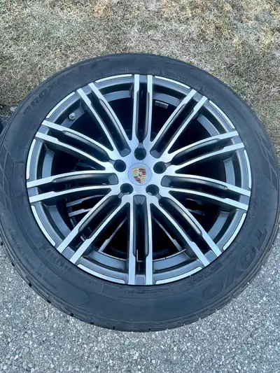 Toyo Proxes ST III 265/45R20 108V XL All Season Tires and rims 20 inch Porsche Macan staggered ' Mac...