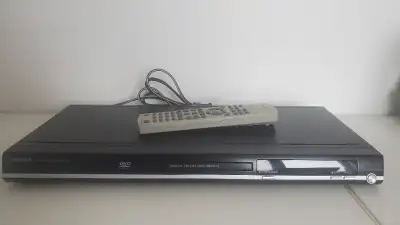 Toshiba Lecteur DVD certifié DivX à balayage progressif SD-4000 En parfaite condition Sortie vidéo d...