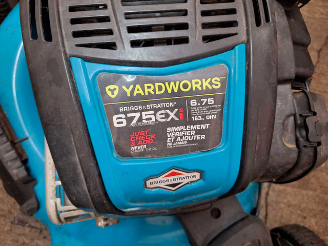 Yard Works 6.75HP Selfpropelled Lawnmower in Lawnmowers & Leaf Blowers in Peterborough - Image 2
