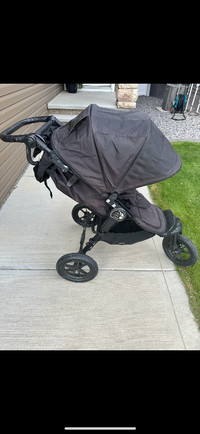 City elite jogging stroller with universal car seat adapter