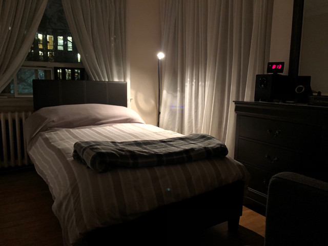 Room for rent Greektown  in Room Rentals & Roommates in City of Toronto