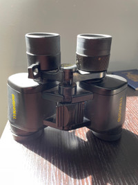  Bushnell binoculars with case