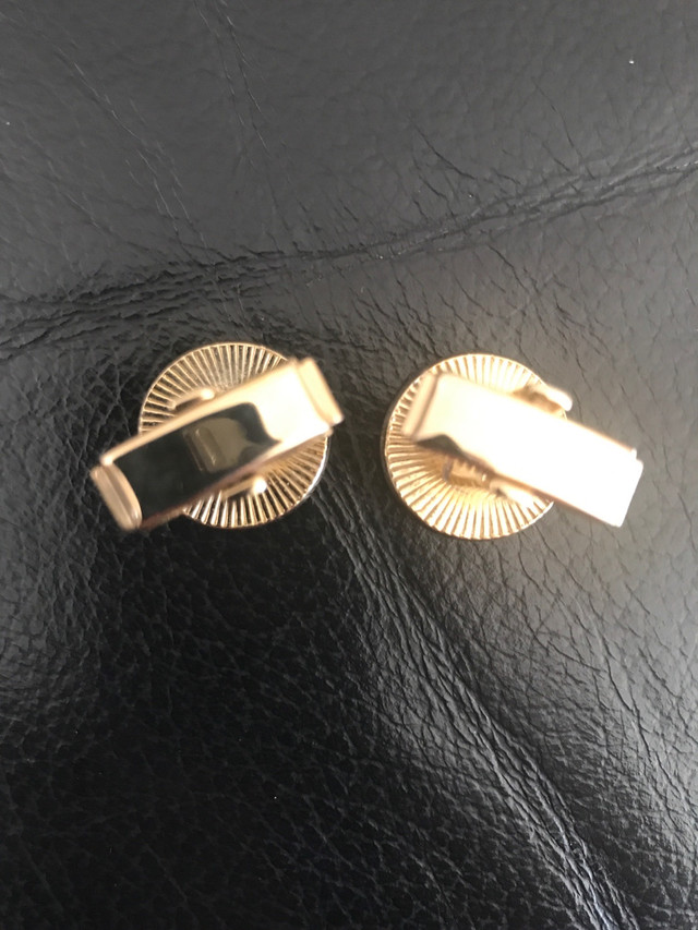  Pair of Scottie Dog GoldTone Cufflinks-$15 for Pair in Jewellery & Watches in La Ronge - Image 2