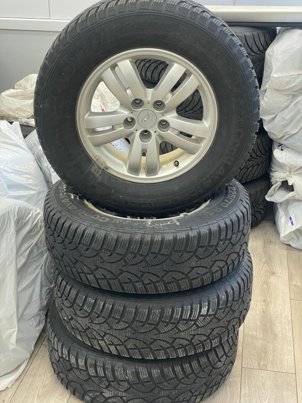 Winter Tires Set Hyundai 225/70R16 Tires & Rims Mississauga / Peel