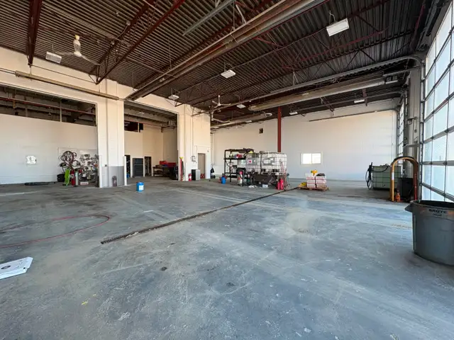 Light Industrial Shop for Lease in Commercial & Office Space for Rent in Fort St. John - Image 5