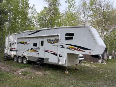We have for sale a 2006 Jayco Talon 40’ toy hauler. It has 12’ garage with separate entrance. 100 Ga...