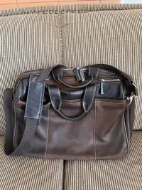 Men’s Distressed Leather Laptop Bag!
