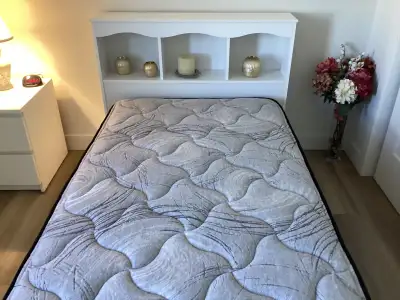 Lit simple incluent tête de lit, base  et matelas, View more