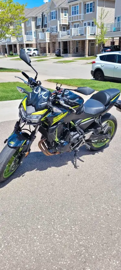 2021 Kawasaki Z650 ABS Brembo calipers Adjustable levers I can sell it certified. Needs nothing. 10,...