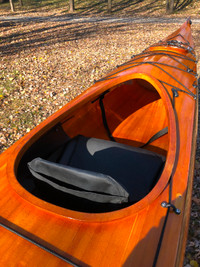 Kayak de Mer 17' de Cèdre et Acajou