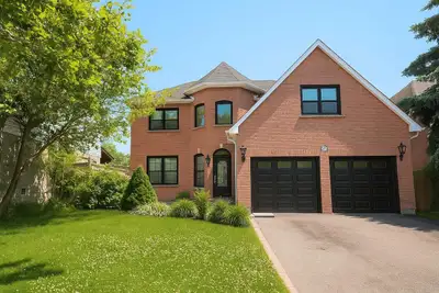 2 Bedroom, w/o basement Apartment for rent