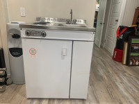 Kitchen fridge/stove/sink combo-Danby