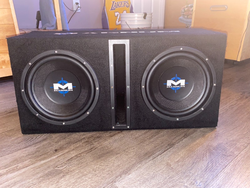Dual 10inch Subwoofer Ported & Amp 400 W 4 Ohm MTX Magnum Audio