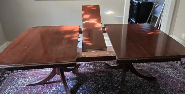 Antique Dining Table63347537756547121