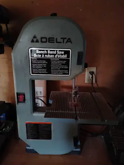 Delta band saw 10", View more