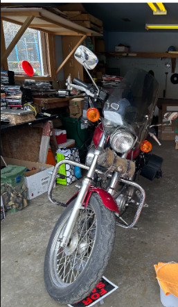 1996 Harley Davidson Sportster Motorcycle - Large gas tank in Street, Cruisers & Choppers in Kamloops - Image 2