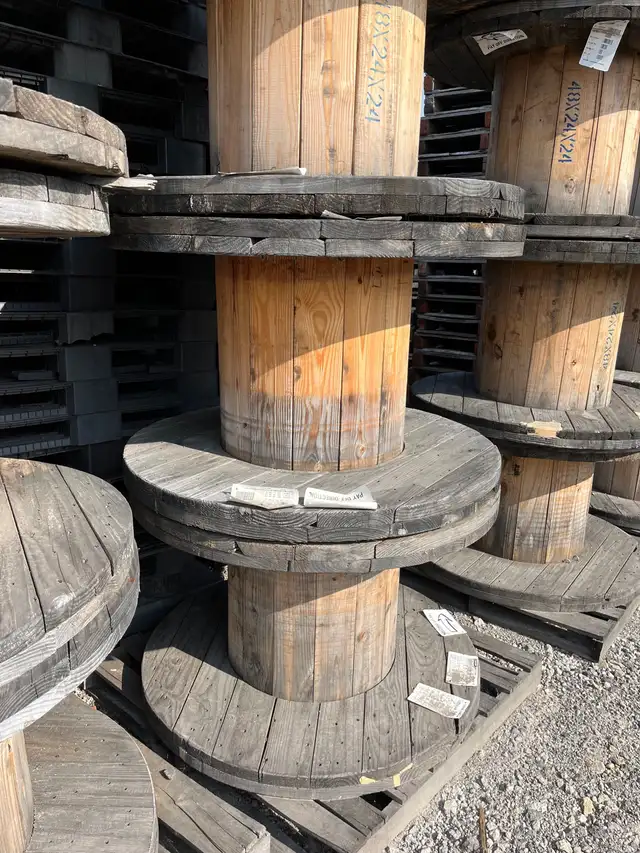 Touret de bois (bobine) in Other in Drummondville - Image 4