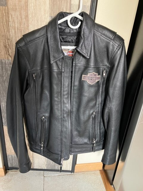 Harley Davidson jacket in Other in Strathcona County - Image 2
