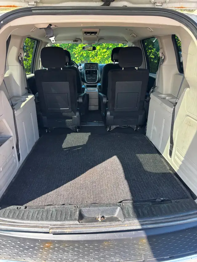 2014 Dodge Caravan Crew523046052378060803