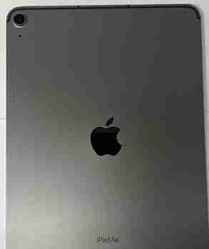 iPad Air 5th Gen 64GB 5G Folio screen pro AppleCare  in iPads & Tablets in St. John's