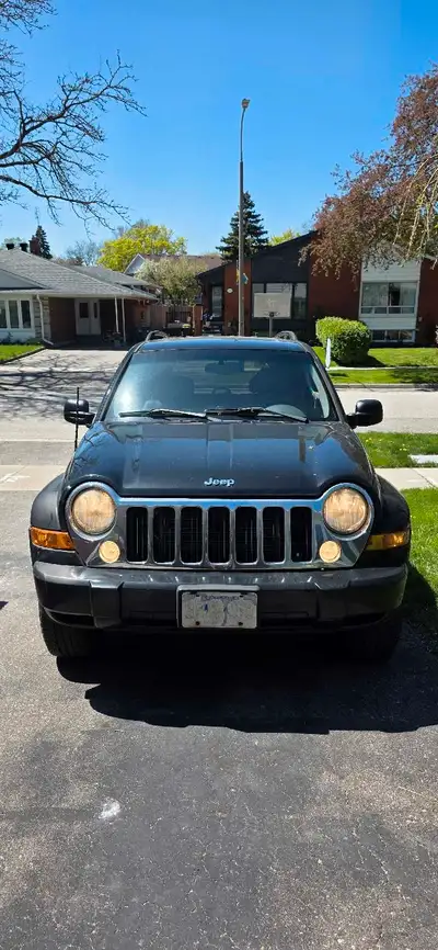 Selling my 2005 Jeep Liberty with a 3.7L V6 engine, currently listed as is with 261,769 kilometers o...