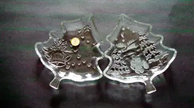 2 CHRISTMAS TREE SHAPED CANDY DISHES, View more