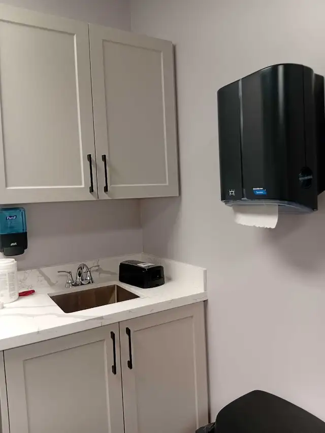 Tidy Cleaning Commercial and Residential 